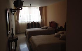 Hostal El Arbolito